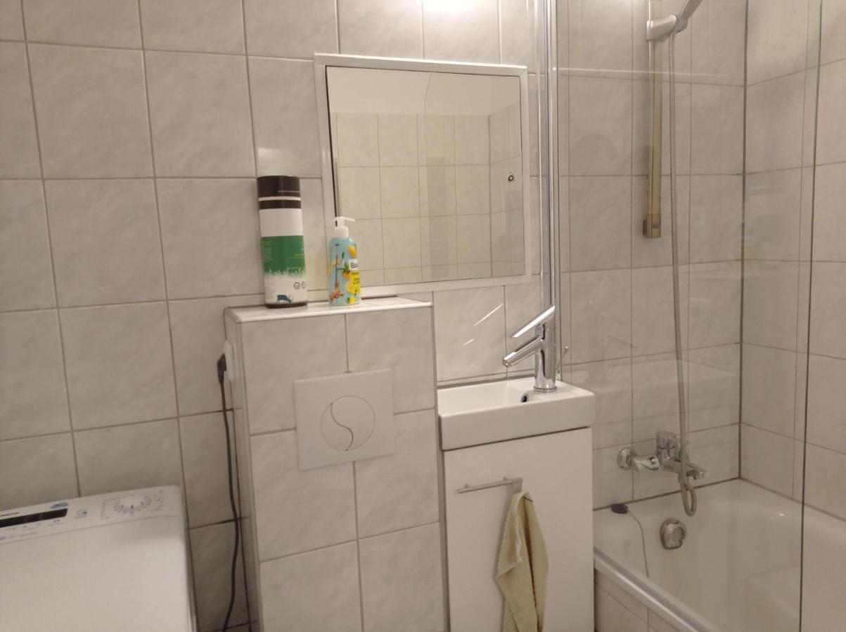 Ferienwohnung Fuer 1-3 Personen In Berlin, Naehe U Friedrichsfelde Exteriér fotografie